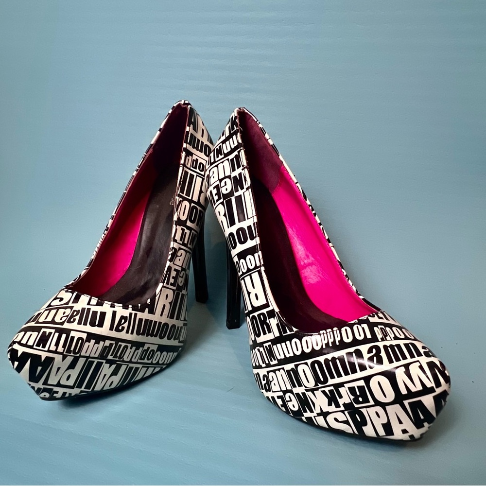 Charlotte Russe Newspaper Print Platform Heels